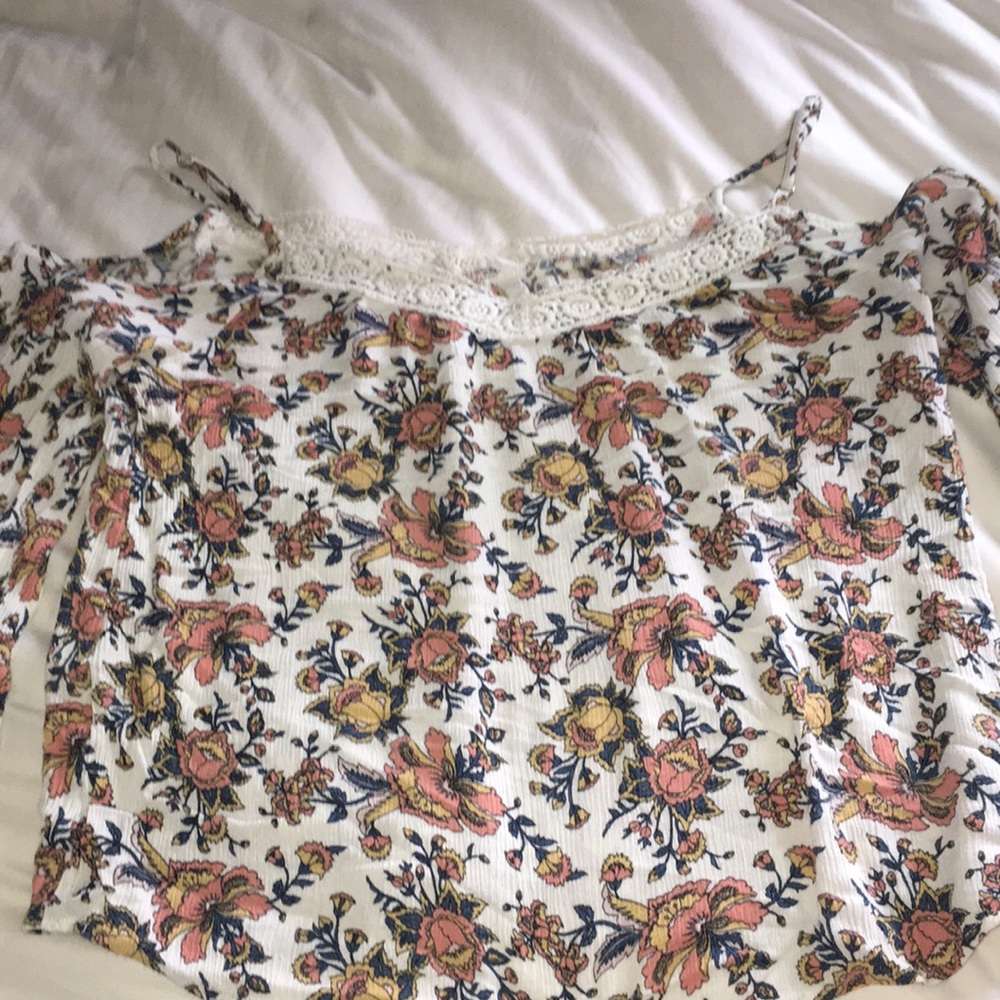 Lon sleeve flower pattern blouse